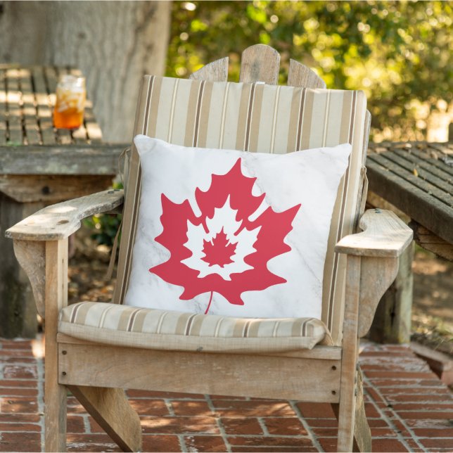 Canadian Maple Leaf Marmor Rot und Weiß Patriotisc Kissen (Stuhl )