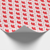 Canadian Maple Leaf Red and White Diamond Pattern Geschenkpapier (Ecke)
