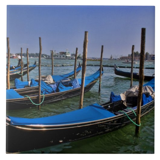Canal-Wasser mit Gondelbooten Fliese (Vorderseite)