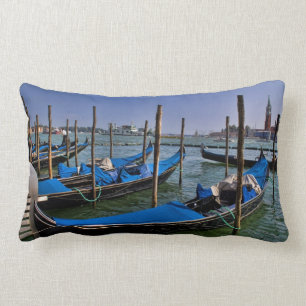 Canal-Wasser mit Gondelbooten Lendenkissen