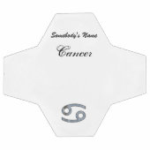 Cancer Zodiac Symbol Element von Kenneth Yoncich Fußball (Flach)