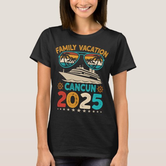 Cancun Family Vacation 2025 Sonnenbrille Retro Bea T-Shirt (Vorderseite)