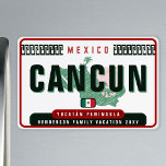 Cancún Mexico Palm Tree Vintage Reise Souvenir Magnet<br><div class="desc">Cancun Mexiko Vintag 60er Souvenirs. Cancún Beach Mexico - Retro Tropical Palm Tree 60er Souvenirs Vintages Design macht ein großartiges Weihnachts- oder Geburtstagsgeschenk für Fans von Cancún Beach. Das Retro-Sommerdesign ist ein perfektes Geschenk für Reisende und tropische Fans. Sie können diese Vorlage anpassen und ändern, indem Sie die darin enthaltenen...</div>