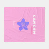 Cancun, Mexiko, Rosa, Preppy, Preppy Room Fleecedecke (Vorderseite (Horizontal))