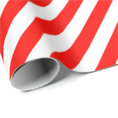 Candy Apple Red Diagonal Stripe Geschenkpapier (Rolleneckpunkt)