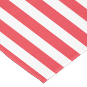 Candy Cane Rot und Weiß einfach, horizontal gestre Tischdecke (Schrägansicht)