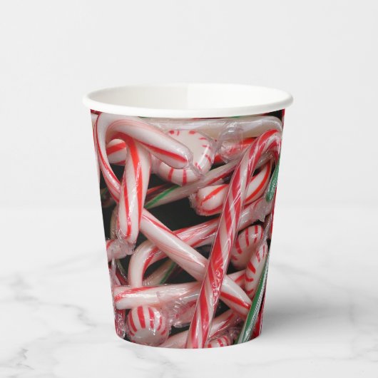 Candy Canes und Pfefferminz Weihnachtsfeiertag Pappbecher (Links)