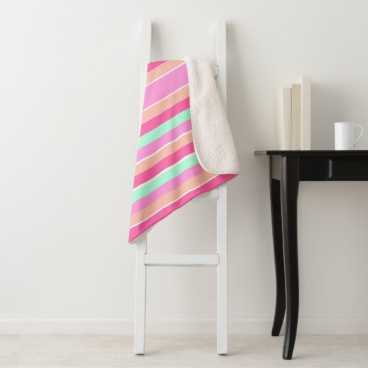 Candy Colors Stripes Sherpadecke (Beispiel)