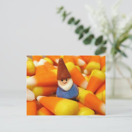 Candy Corn Gnome Postkarte (Stehend Vorderseite)