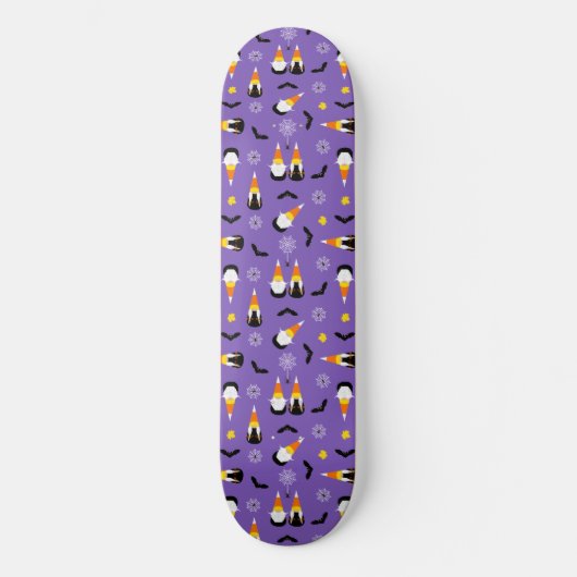 Candy Corn Gnomes Skateboard (Vorderseite)
