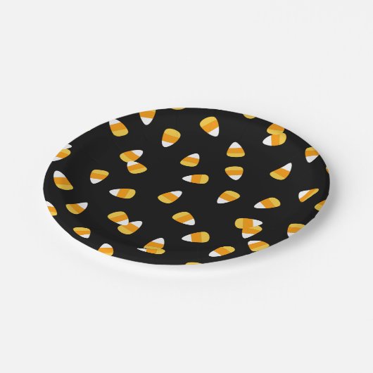 Candy Corn Halloween-Party Pappteller (Schrägansicht)