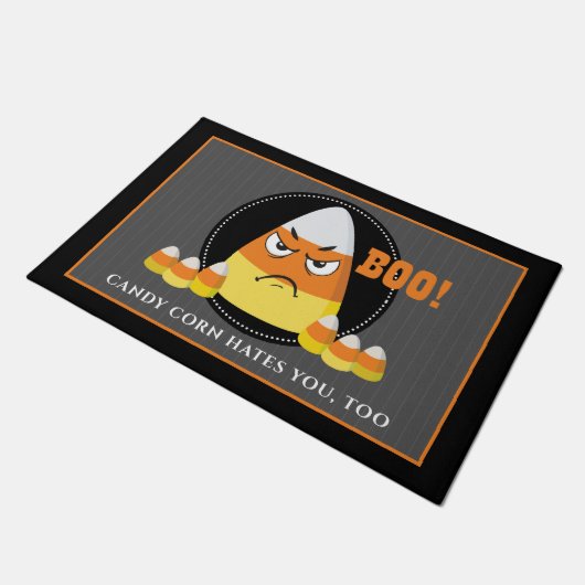 Candy Corn Hater Halloween Fußmatte (Schrägansicht)