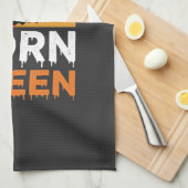 Candy Corn Königin Halloween SVG Design Geschirrtuch (Viertel Falte)