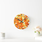 Candy Corn Runde Wanduhr (Zuhause)