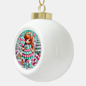 Candy Land Christmas Girl" - Whimsical Holiday Keramik Kugel-Ornament (Rechts)