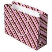 Candy Stripes, rosa und schokoladenbraun Große Geschenktüte (Rückseite Schrägansicht)