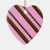 Candy stripes - Schokolade auf rosa Keramikornament (Rechts)