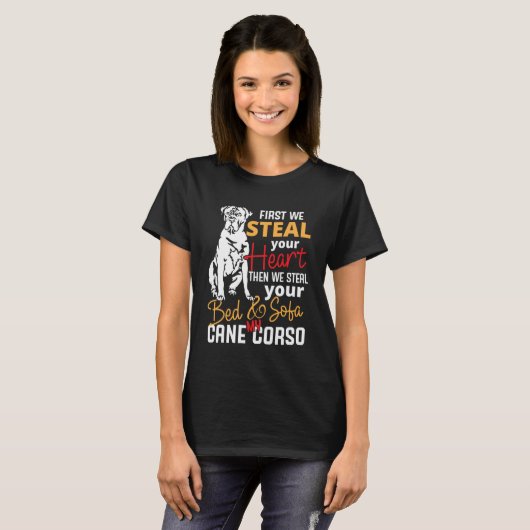 Cane Corso Heart Bed Sofa Slogan T-Shirt (Vorne ganz)