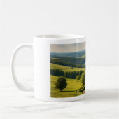 Caneca com paisagem e lago ao fundo kaffeetasse (Links)