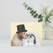Canine Bride and Groom Postkarte (Stehend Vorderseite)