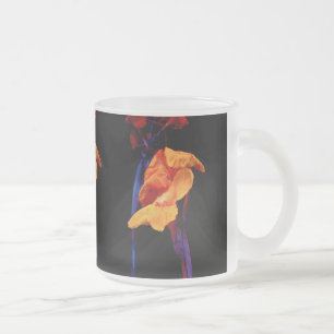 Canna Lilies auf Schwarz mit Blau Mattglastasse