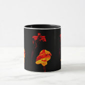 Canna Lilies auf schwarz Tasse (Zentrum)