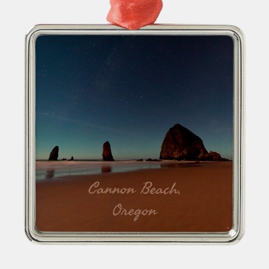 Cannon Beach Oregon Haystack Rock Ornament Aus Metall (Vorne)