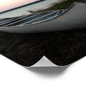 Canoe on Beach bei Twilight Poster (Ecke)