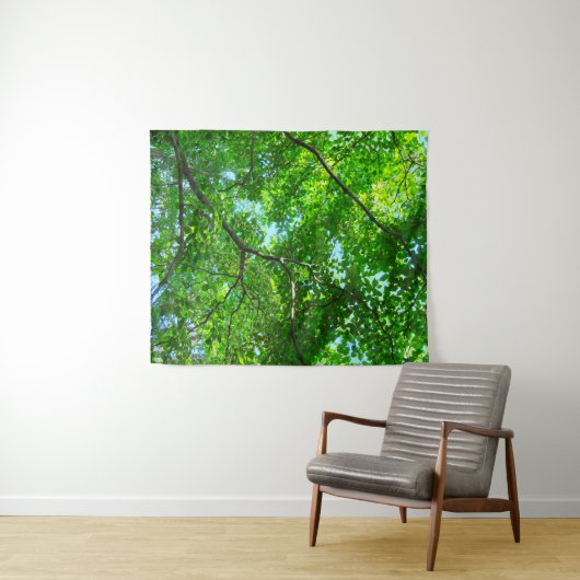 Canopy of Green, Leafy Branches with Blue Sky Wandteppich (Beispiel (Horizontal))