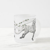 Cantering Gray Icelandic Mare Grá Mattglastasse (VorderseiteRechts)