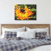 Canvas Print - Calendula und Biene Leinwanddruck (Insitu (Schlafzimmer))