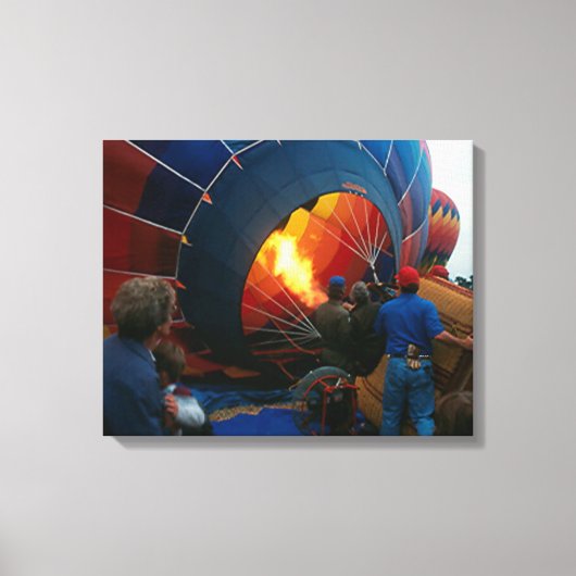 Canvas Print - Filling Hot Air Ballon Leinwanddruck (Vorderseite)