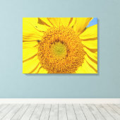 Canvas Print - Fly on Sunflower Leinwanddruck (Insitu (Holzboden))