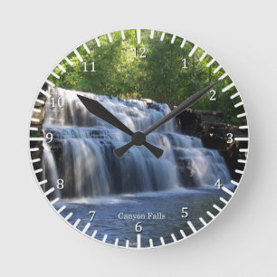 Canyon Falls Clock Runde Wanduhr