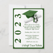 Cap & Diploma, Green & White Abschluss Einladung (Vorderseite)