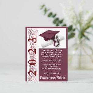 Cap & Diploma, Maroon Background Abschluss Einladung
