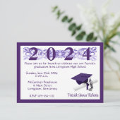 Cap & Diploma, weißer und Lila Abschluss Einladung (Stehend Vorderseite)