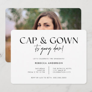 Cap Gown Es geht den Abschluss des modernen Fotos  Einladung