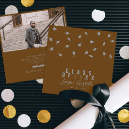 Cap Toss Brown & Silver Graduation Announcement Einladung