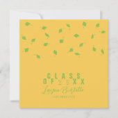Cap Toss Yellow & Green Graduation Announcement Einladung (Vorderseite)