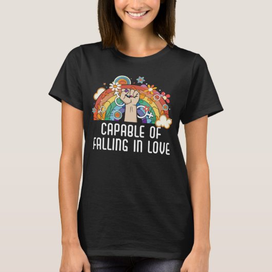 Capable Of Falling In Love Bisexual Pride Bisexual T-Shirt (Vorderseite)