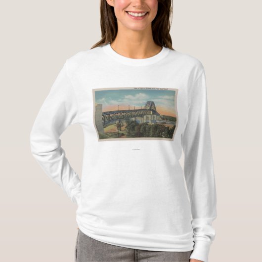 Cape Cod, MassachusettsView von Bourne-Brücke T-Shirt (Vorderseite)