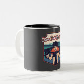 Cape Cod Rail Trail - Biker Zweifarbige Tasse (Vorderseite Links)