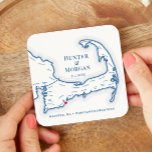 Cape Cod Wedding Welcome Party Cocktail Stunde Rechteckiger Pappuntersetzer<br><div class="desc">Behalt dir mit diesen Getränkekopfern den Spaß, den deine Gäste an deiner Cape Cod Hochzeit in Urlaubsort erleben. Perfekte Untersetzer für Ihre Cape Cod-Creme, Engagement Party, Begrüßungs-Begrüßungs-Party, Cocktailstunde oder Hochzeitsempfang. Die handgezeichnete Karte von Cape Cod umfasst Barnstable, Bourne, Brewster, Buzzards Bay, Cataumet, Centerville, Chatham, Dennis, Dennis Port, Eastham, Ellisville, Falmouth,...</div>