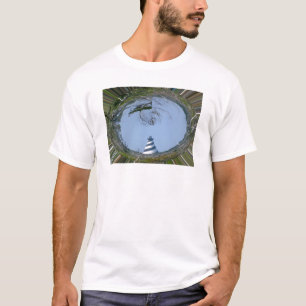 Cape Hatteras Leuchtturm aus der Wetlands-Serie T-Shirt