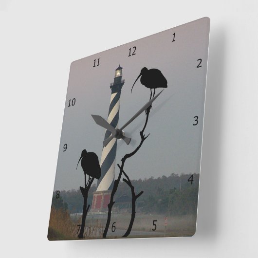 CAPE HATTERAS LIGHTHOUSE QUADRATISCHE WANDUHR (Winkel)
