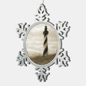 Cape Hatteras Lighthouse Schneeflocken Zinn-Ornament (Rechts)