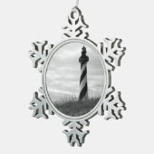 Cape Hatteras Lighthouse Schneeflocken Zinn-Ornament (Rechts)