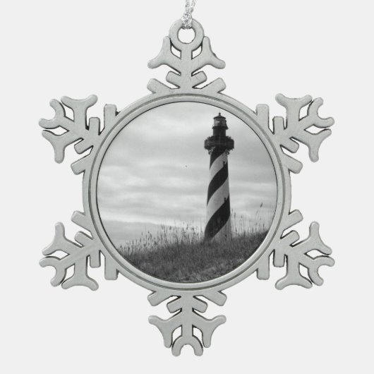 Cape Hatteras Lighthouse Schneeflocken Zinn-Ornament (Vorderseite)