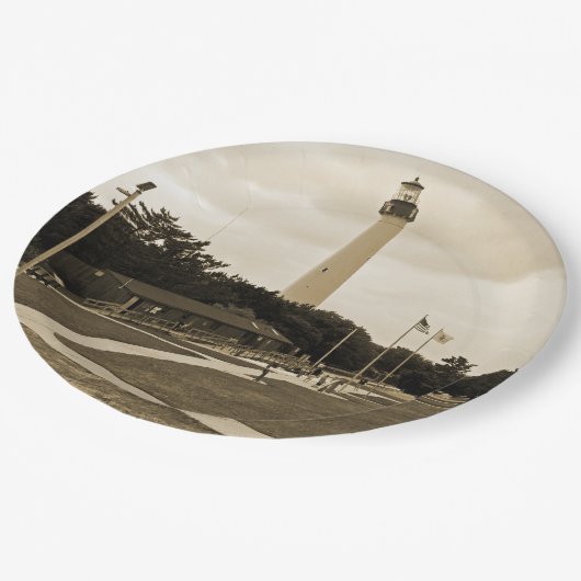 Cape May Lighthouse Pappteller (Schrägansicht)